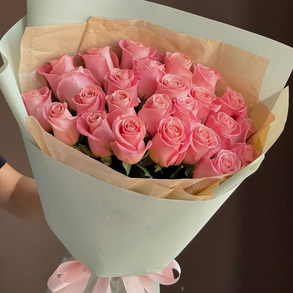 delicate, pink-mint lush bouquet of rose, Gallery