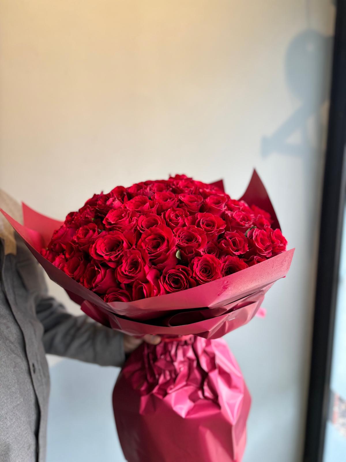 101 Long-Stemmed Red Roses Bouquet