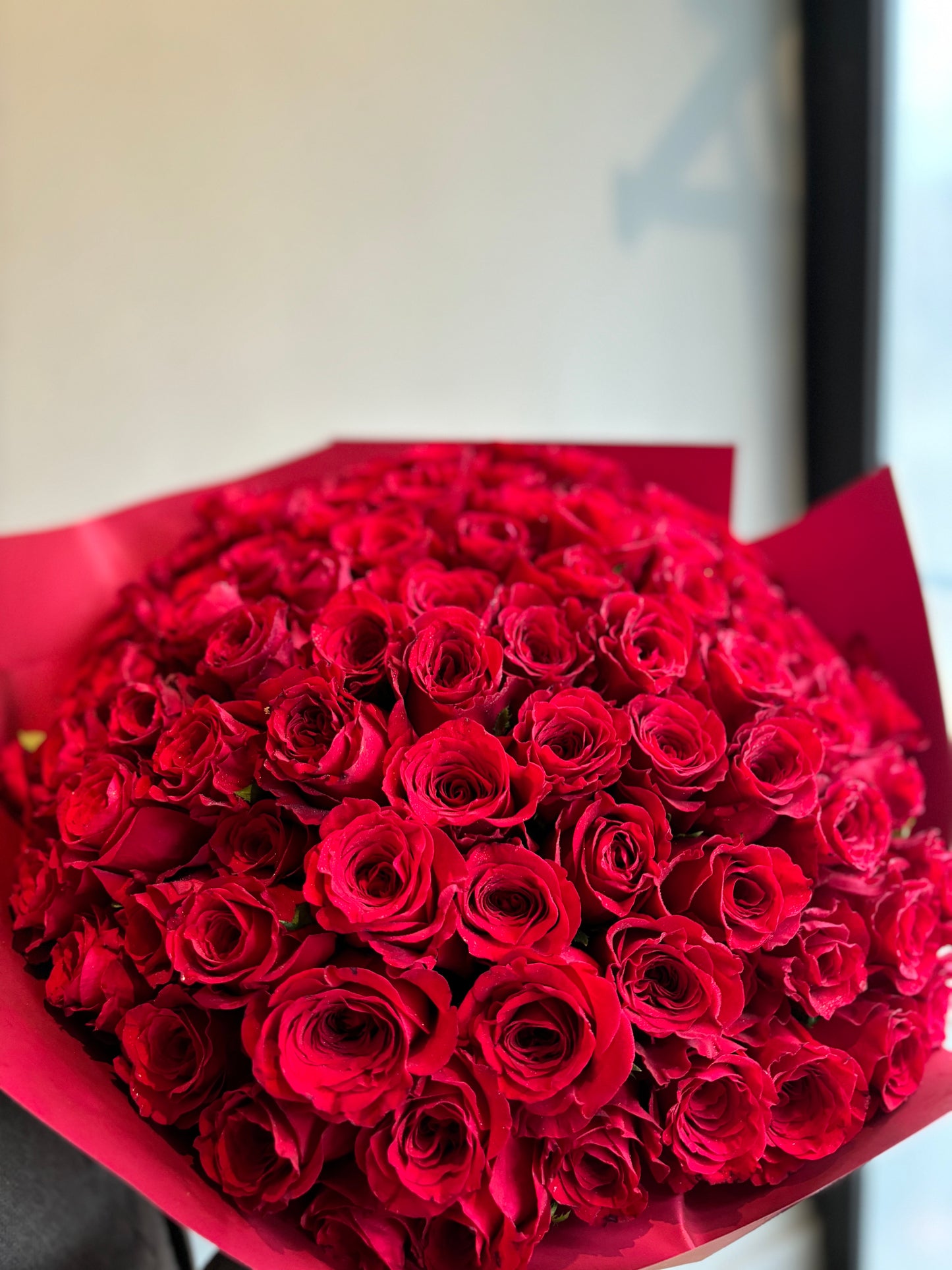 Bloom de Fleur  Bouquet - 101 Long Red Roses