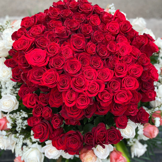 200 colorful roses bouquet, long-stemmed, hand-arranged