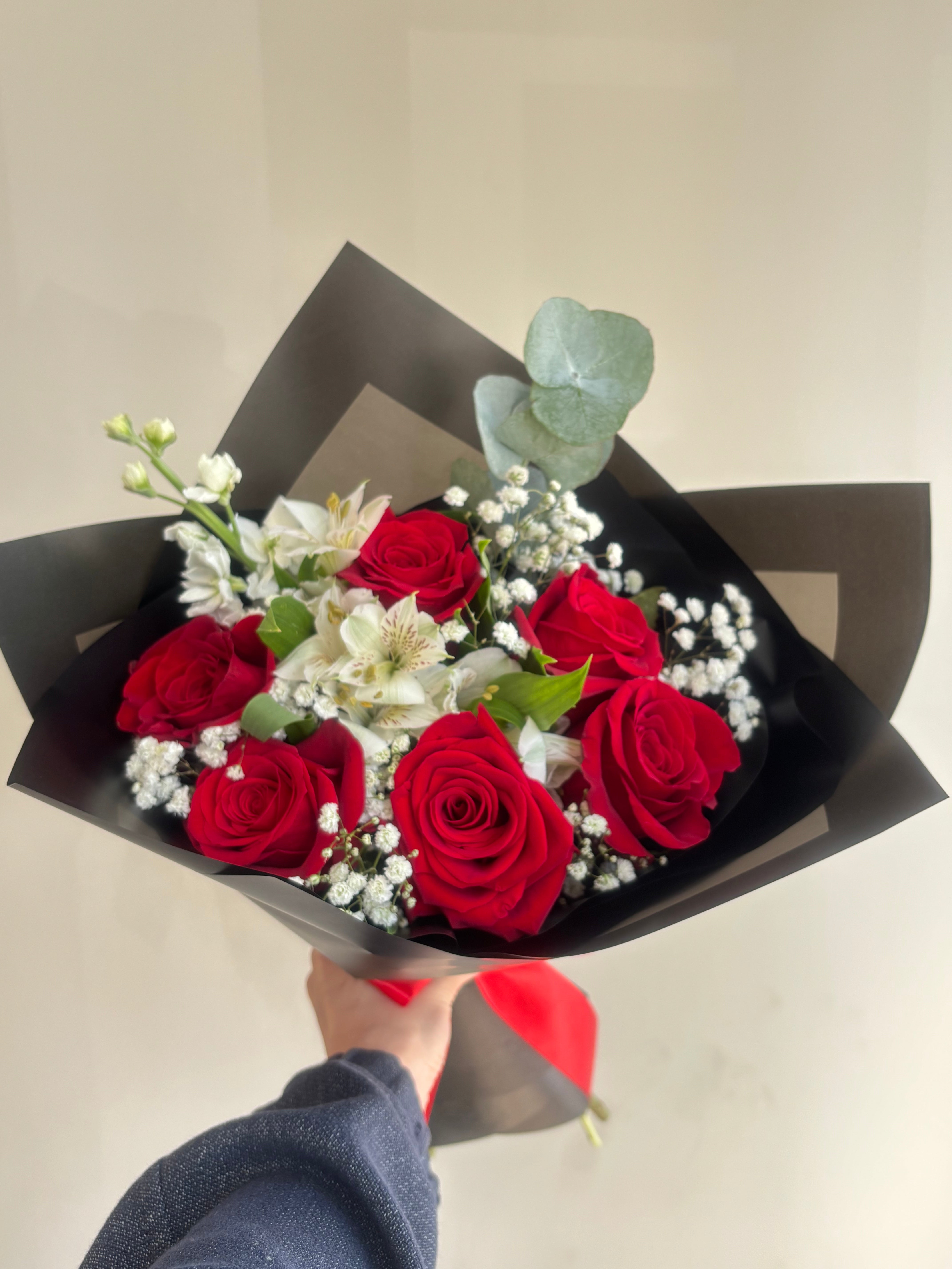Mini Red Lover Bouquet
