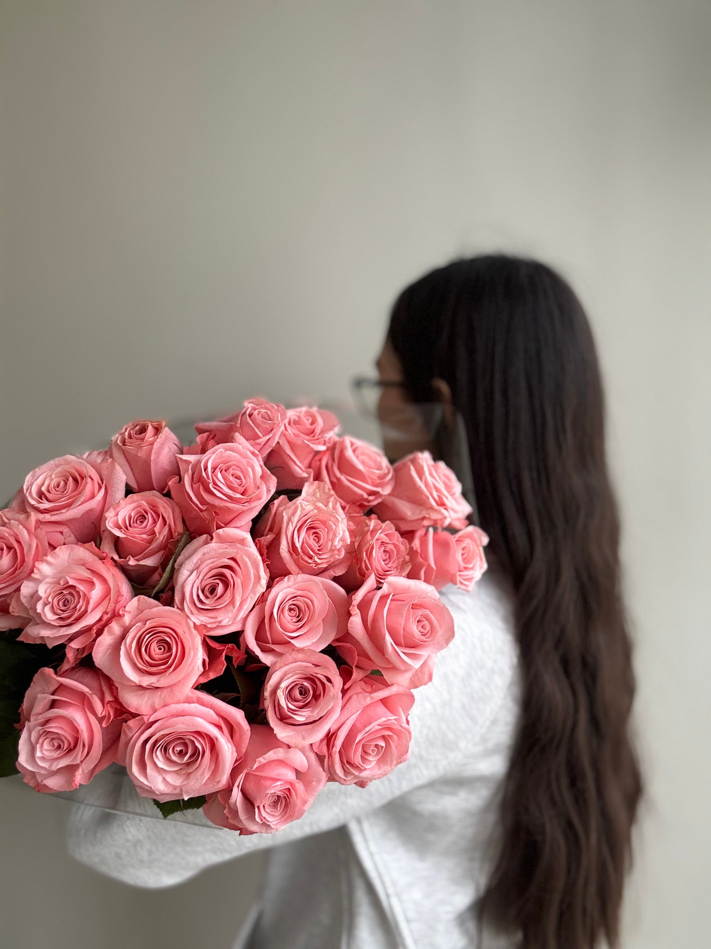 Luciano Light Pink Roses