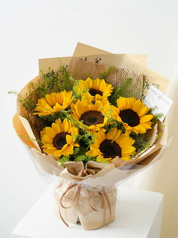 Golden Serenade Bouquet