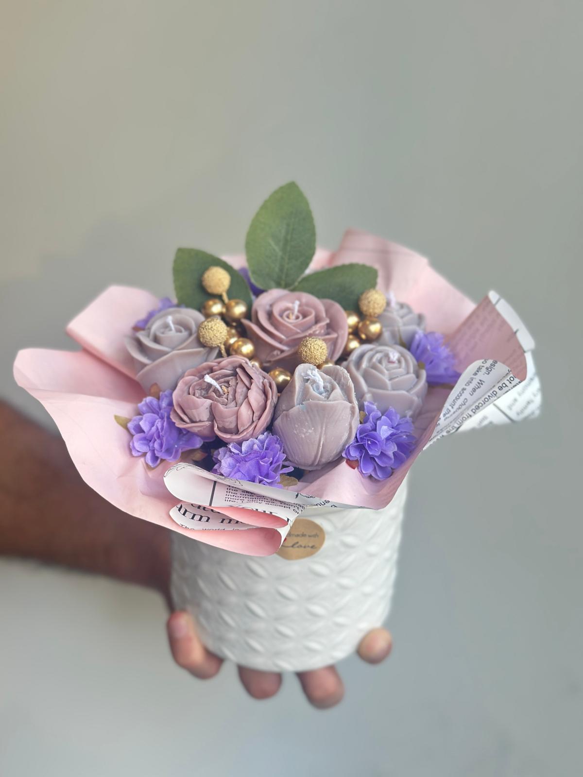 Petal Charm Handmade Candle