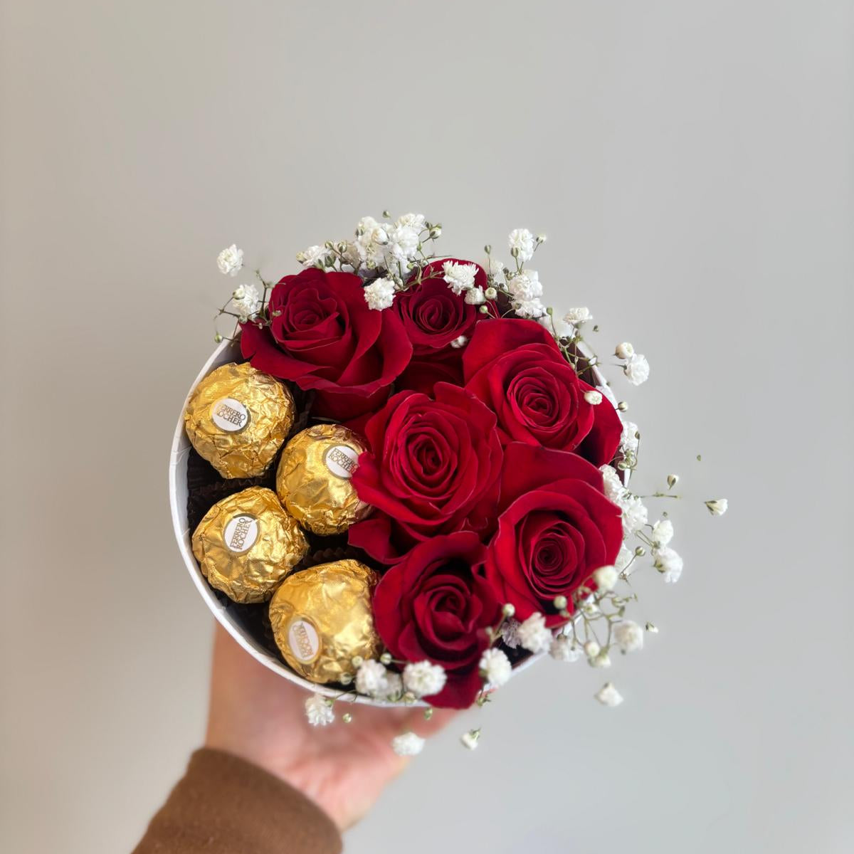 Lovely Red Roses Box with Chocolate